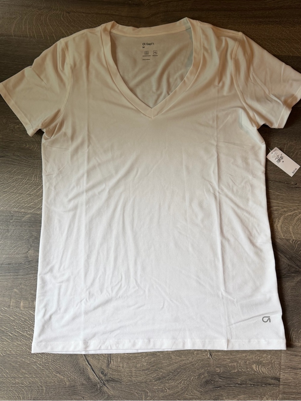 Gap Fit White V-Neck Tee